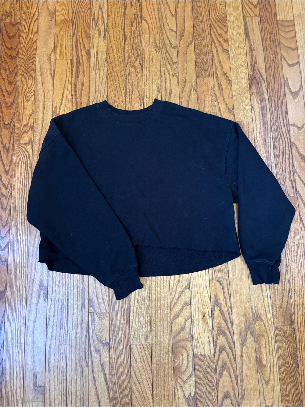 Women’s Wild Fable Black Crewneck Cropped Sweatshirt Size L